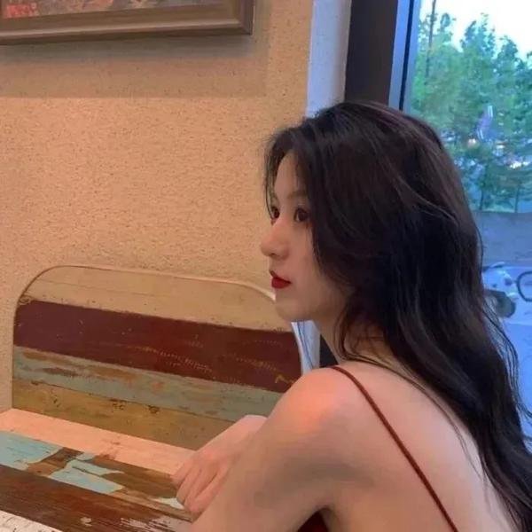 残缺的蛇伕